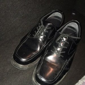 Pair of Black 11 Men’s Dress Shoes